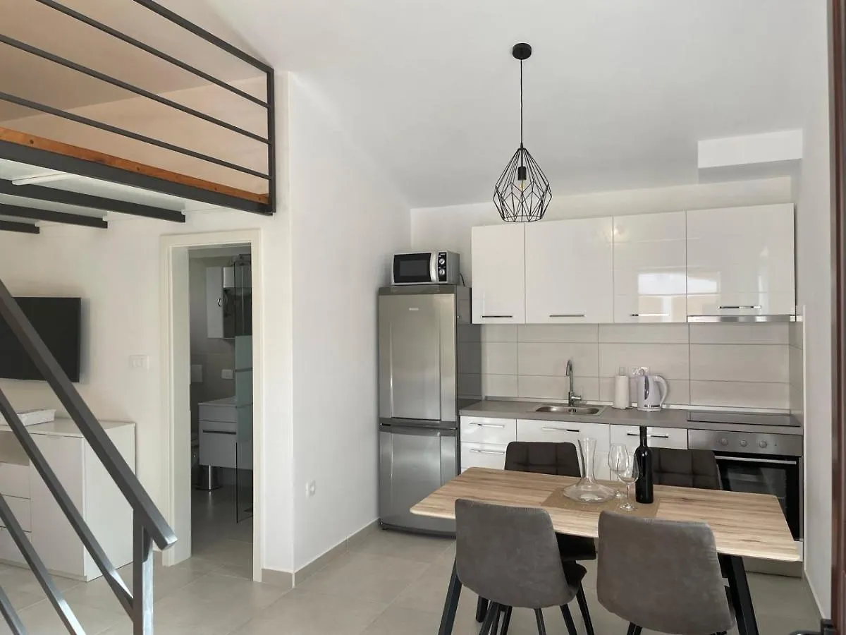 Avelanda II Apartment Labin